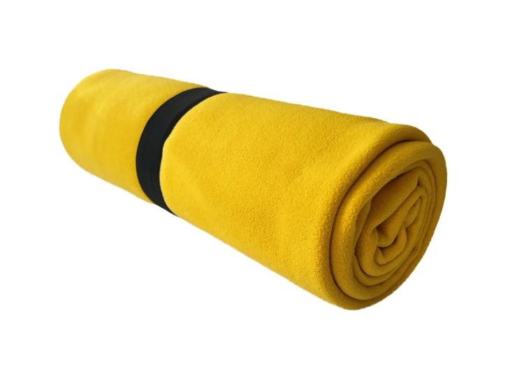 Pătură polară galbenă pentru orice ocazie