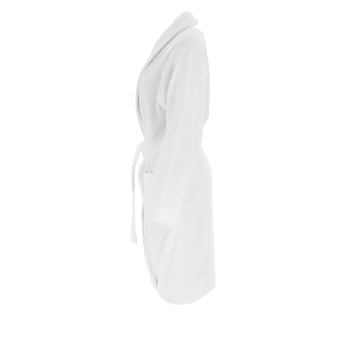 Rochie de baie hotelieră din bumbac, realizată cu atenție.
