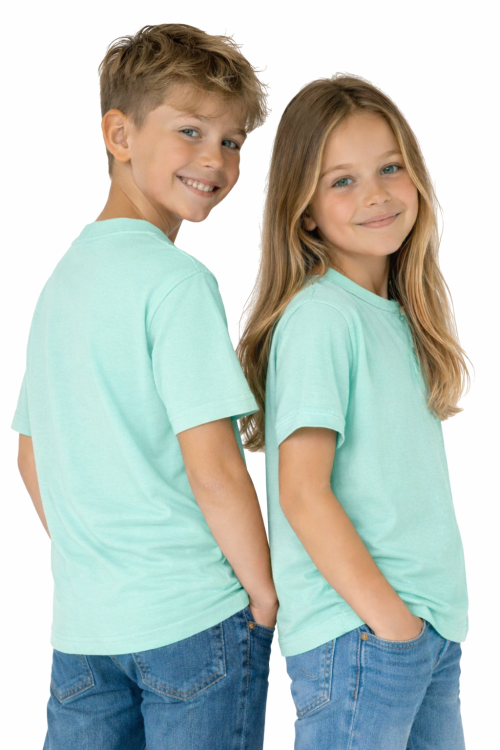 T-shirt dziecięcy dla chłopca i dziewczynki kolor miętowy widok z boku.png