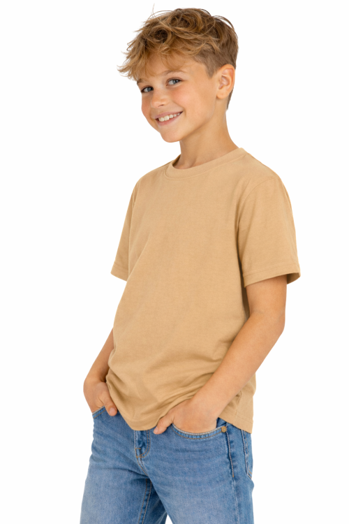 T-shirt dziecięcy dla chłopca i dziewczynki kolor beżowy widok chłopcaw t-shirt.png